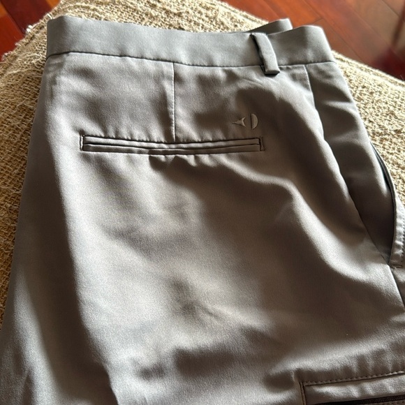 Grand Slam Other - Grand Slam Men’s Golf shorts , gray , size 34.